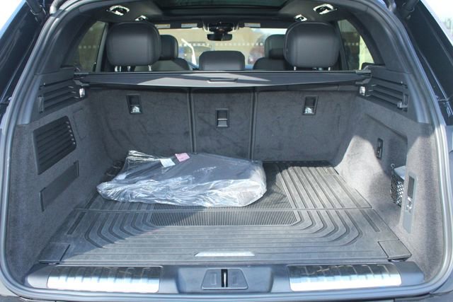 Used 2025 Land Rover Range Rover Sport Dynamic SE image 12