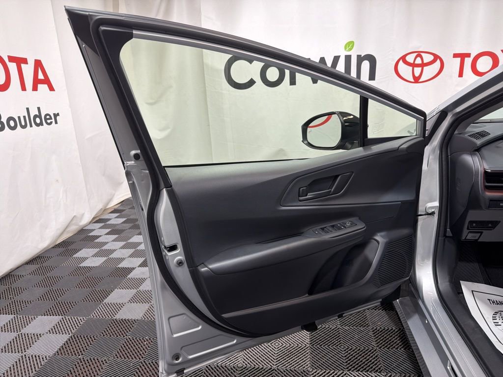 Used 2026 Toyota Prius Plug-In Hybrid image 19