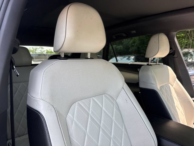 Used 2024 Volkswagen Atlas Cross Sport SEL Premium R-Line AWD/4WD image 26