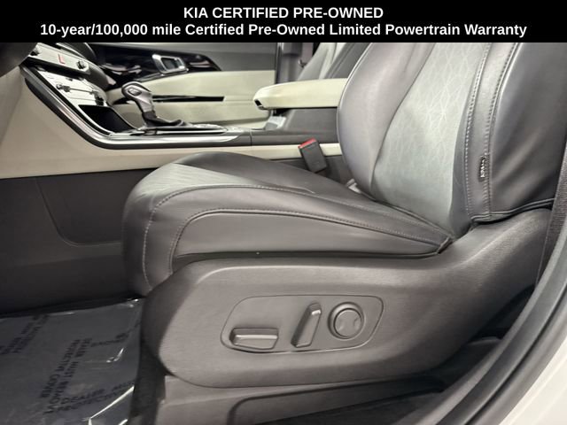 Certified 2024 Kia Carnival EX image 19