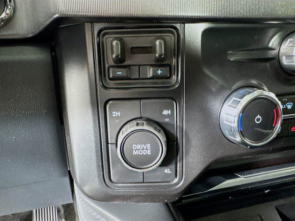 Used 2026 Ford F450 Platinum w/ FX4 Off-Road Package image 31