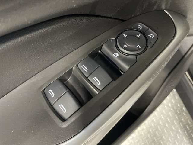 Used 2024 Chevrolet Trax RS FWD image 13