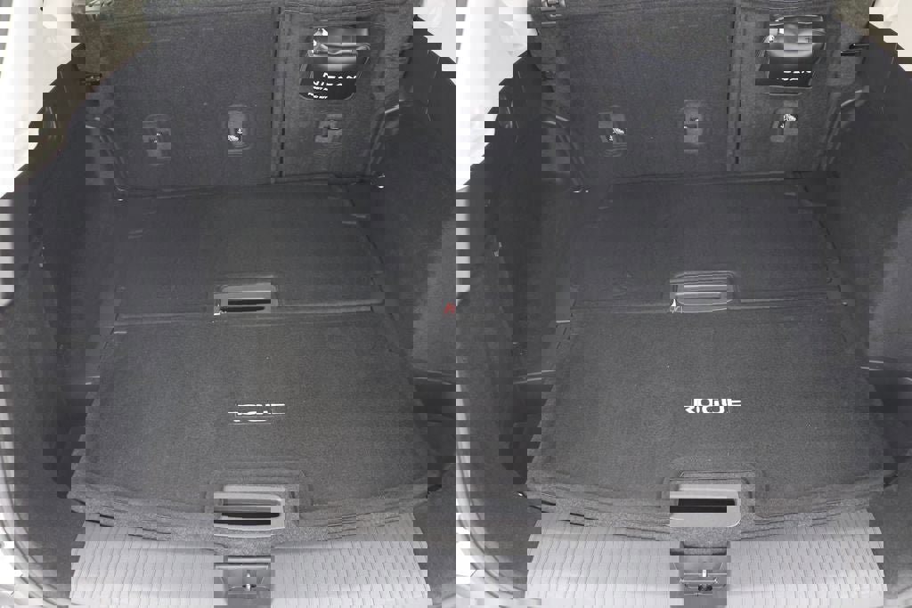 Used 2023 Nissan Rogue SL w/ SL Premium Package image 30