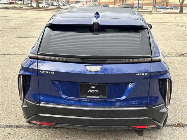 Certified 2024 Cadillac Lyriq Luxury image 4