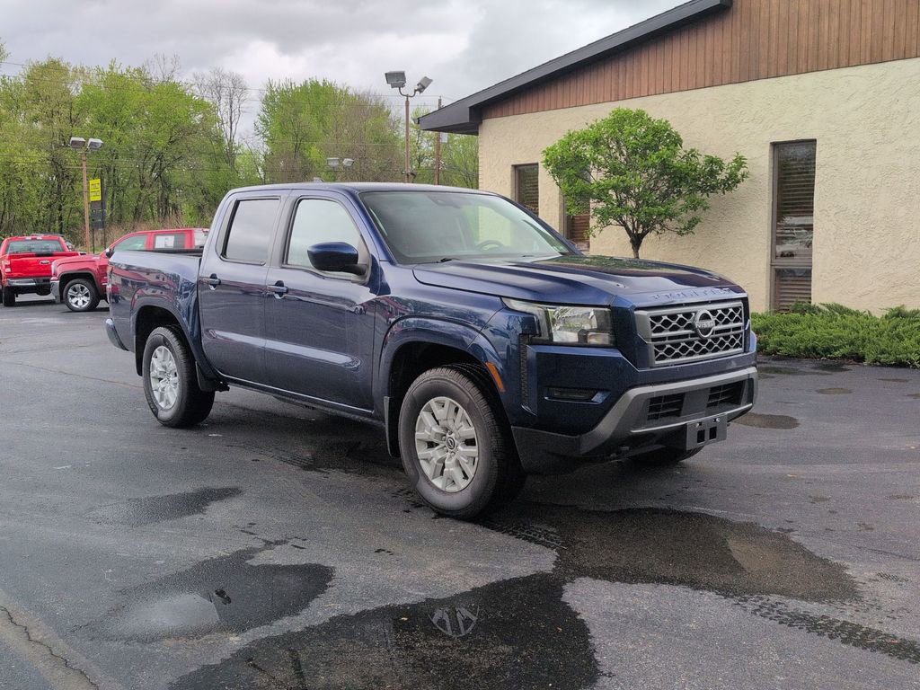 Used 2022 Nissan Frontier SV w/ Technology Package AWD/4WD image 3