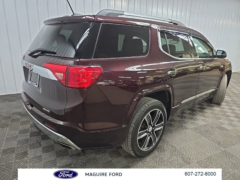 Used 2017 GMC Acadia Denali w/ Technology Package AWD/4WD image 12