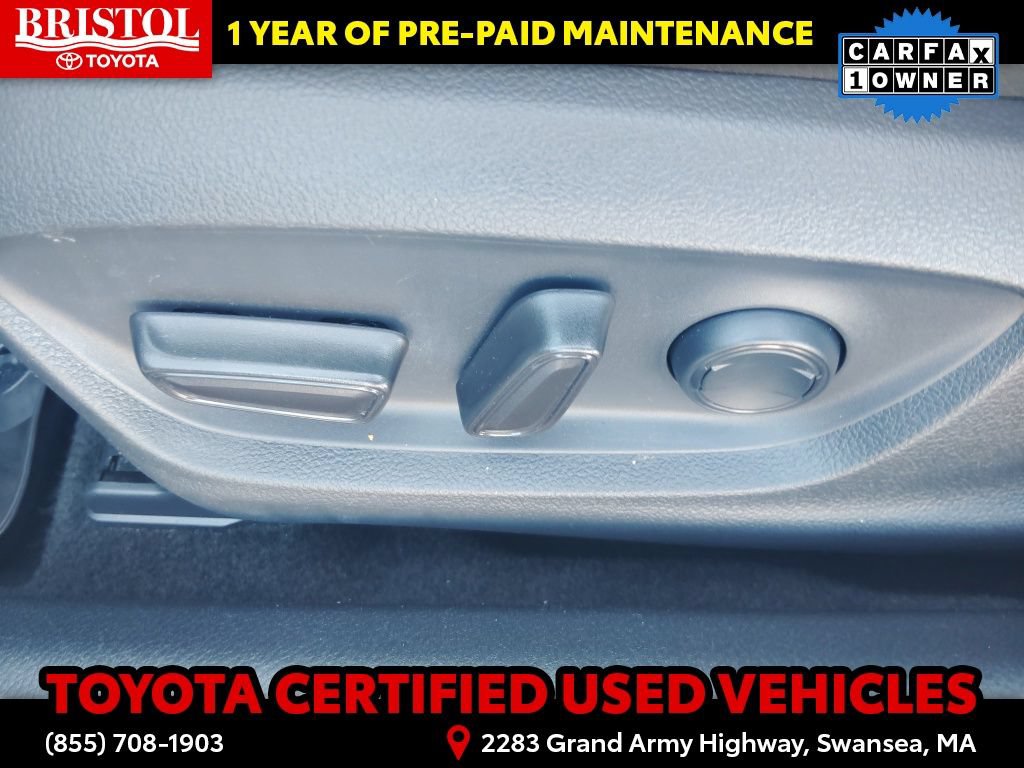 Certified 2019 Toyota Camry XLE FWD image 22