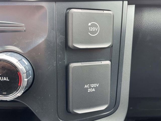 Used 2025 Ford F150 Lariat w/ Equipment Group 502A High image 24