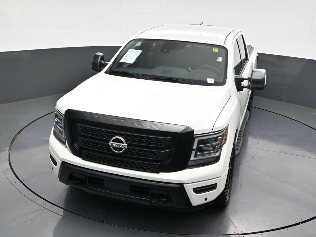 Used 2023 Nissan Titan SV w/ SV Convenience Package image 23