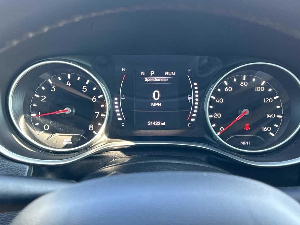 Used 2021 Jeep Compass Latitude FWD image 28