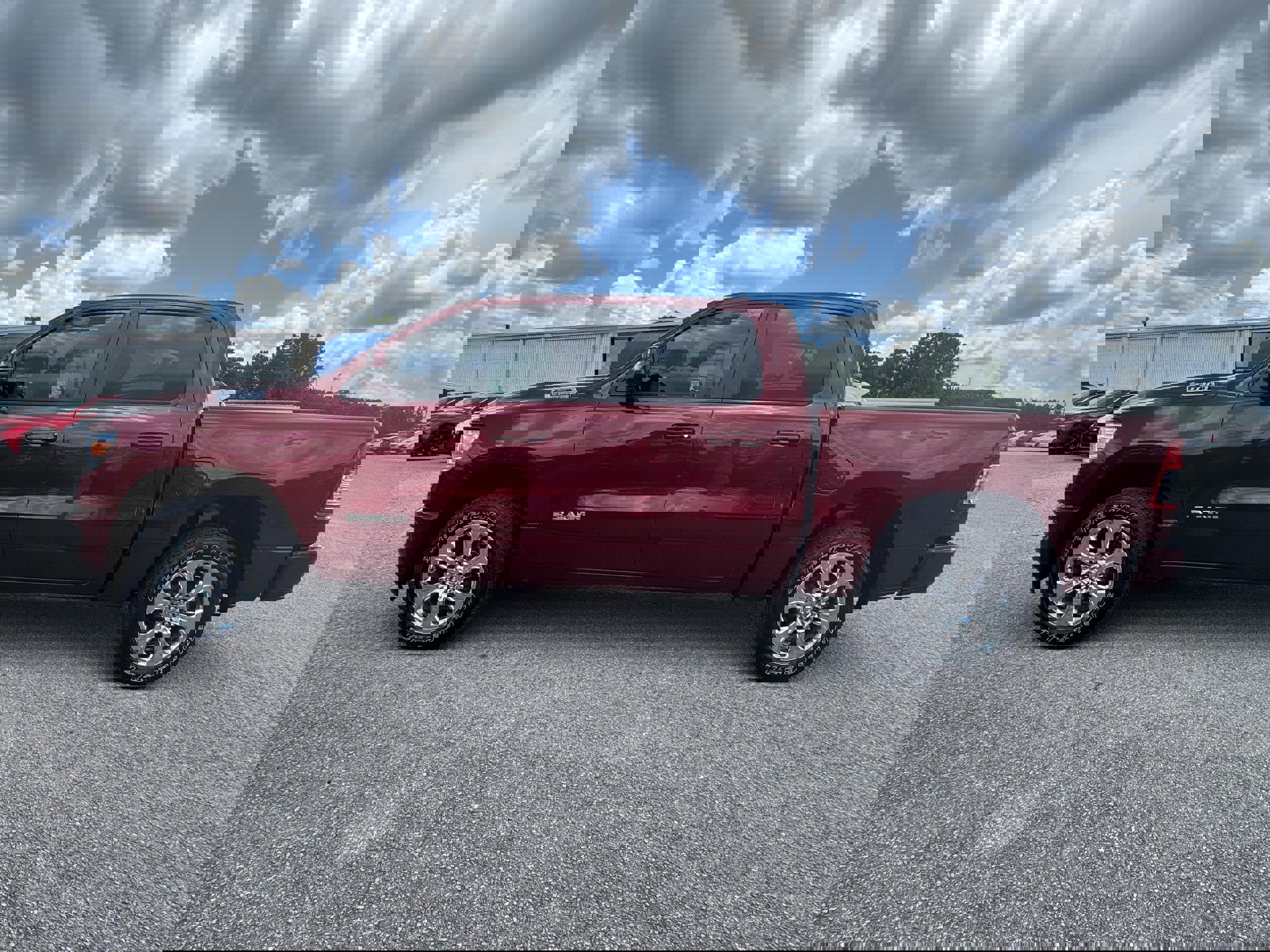 Used 2024 RAM 1500 Lone Star image 1