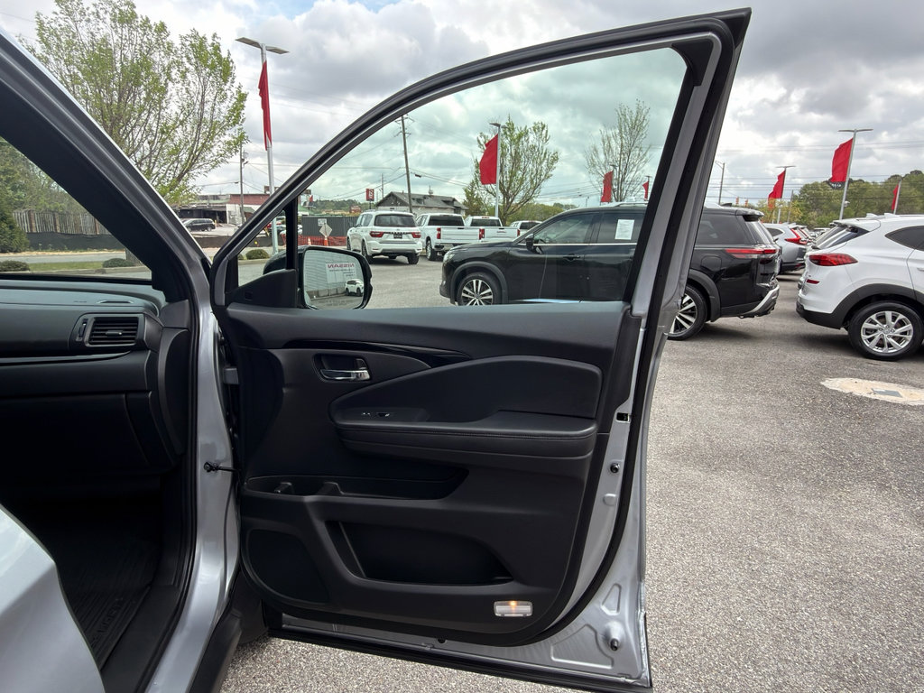 Used 2021 Honda Passport Elite image 16