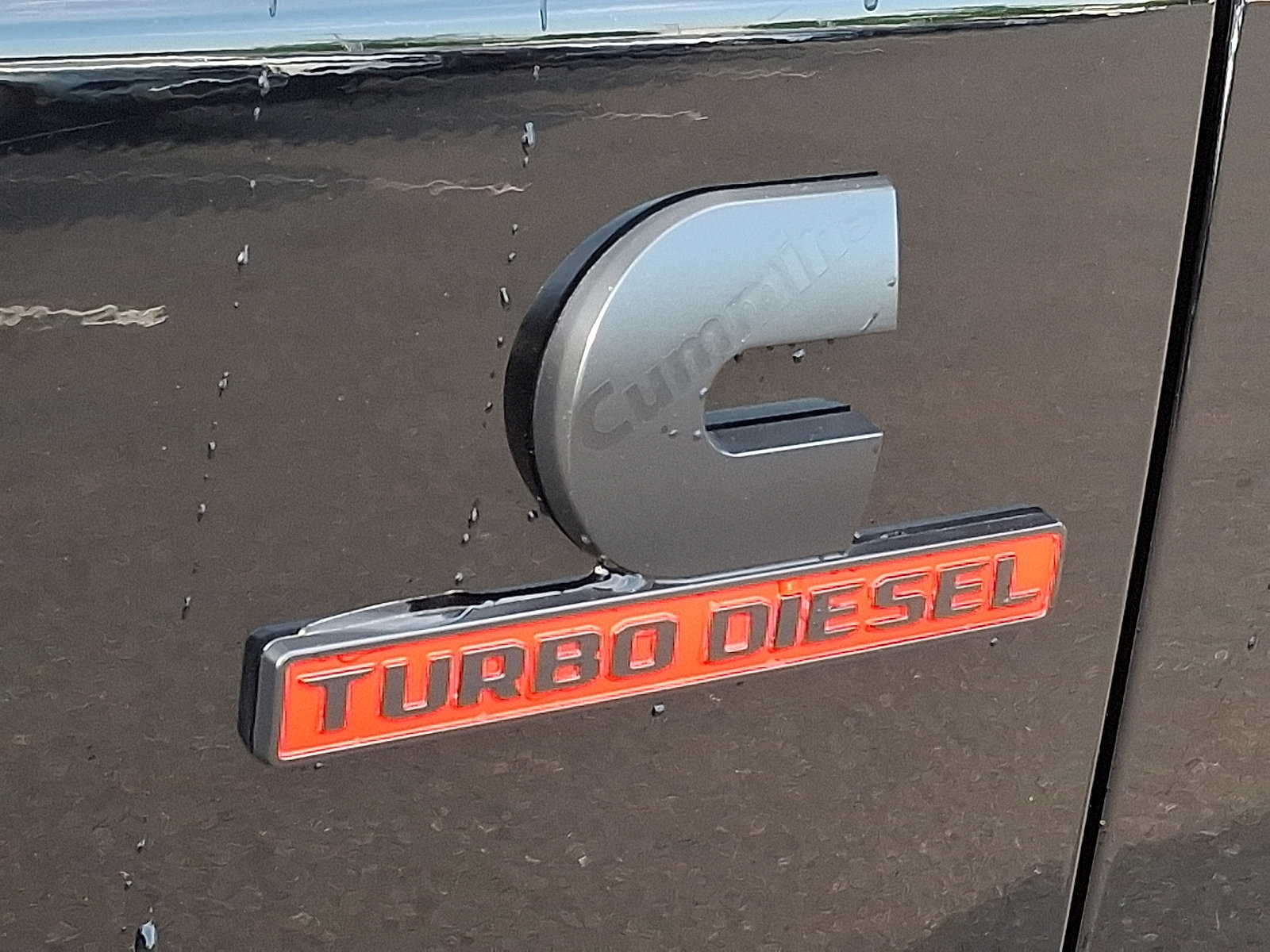 Used 2025 RAM 2500 Limited AWD/4WD image 37