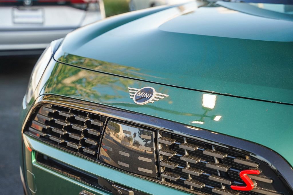 Used 2025 MINI Cooper Countryman S w/ Comfort Package Max image 6