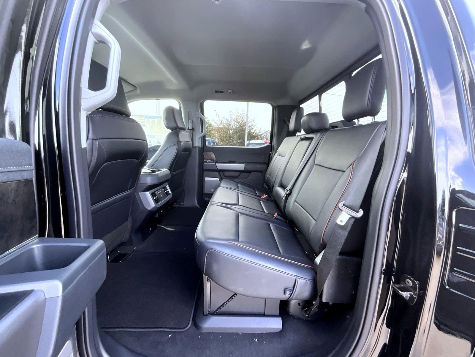 New 2025 Ford F250 Lariat w/ Chrome Package image 11