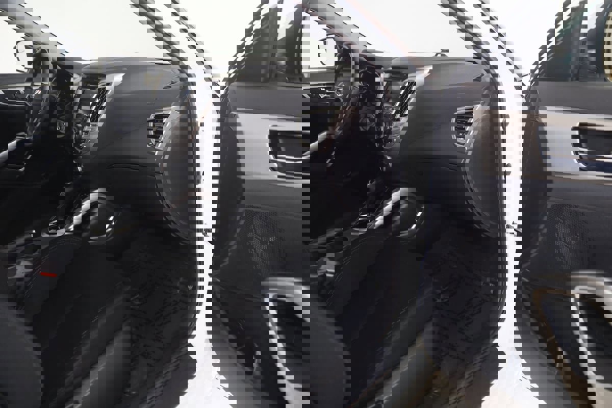 Used 2016 Hyundai Veloster w/ Option Group 02 image 35