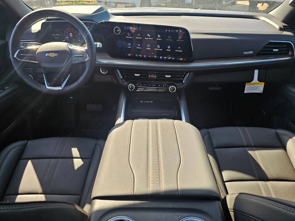 New 2026 Chevrolet Tahoe High Country w/ Sun And Tow Package AWD/4WD image 9