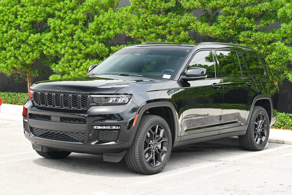 Used 2025 Jeep Grand Cherokee L Limited