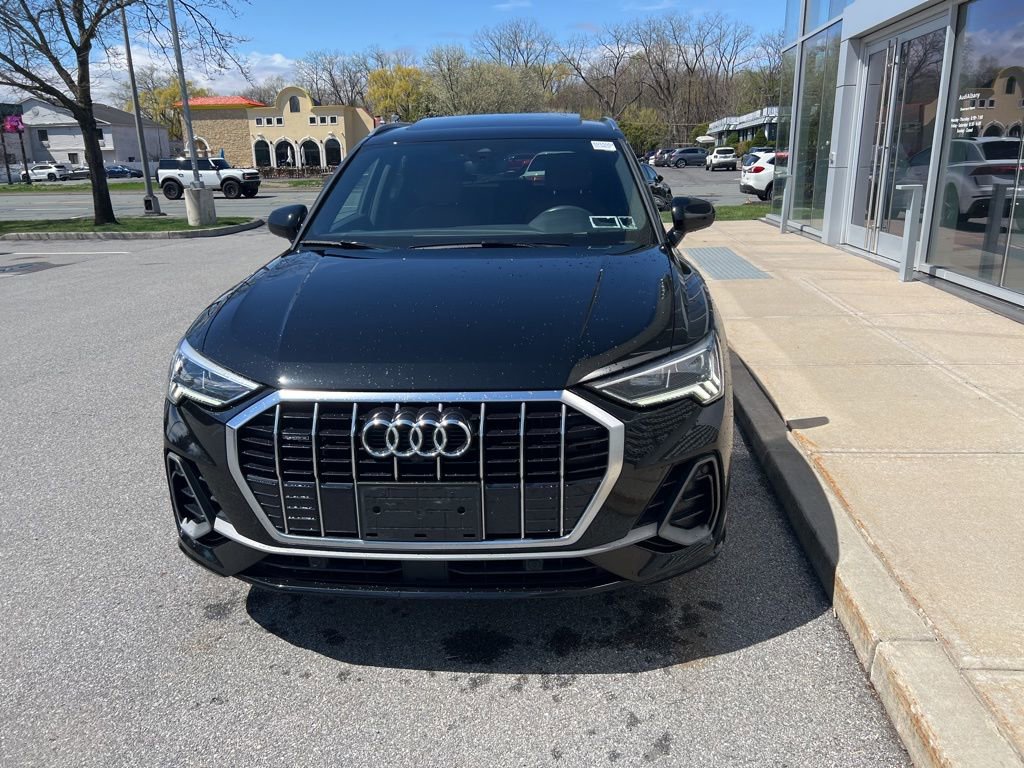 Used 2020 Audi Q3 2.0T Prestige w/ Prestige Package image 48