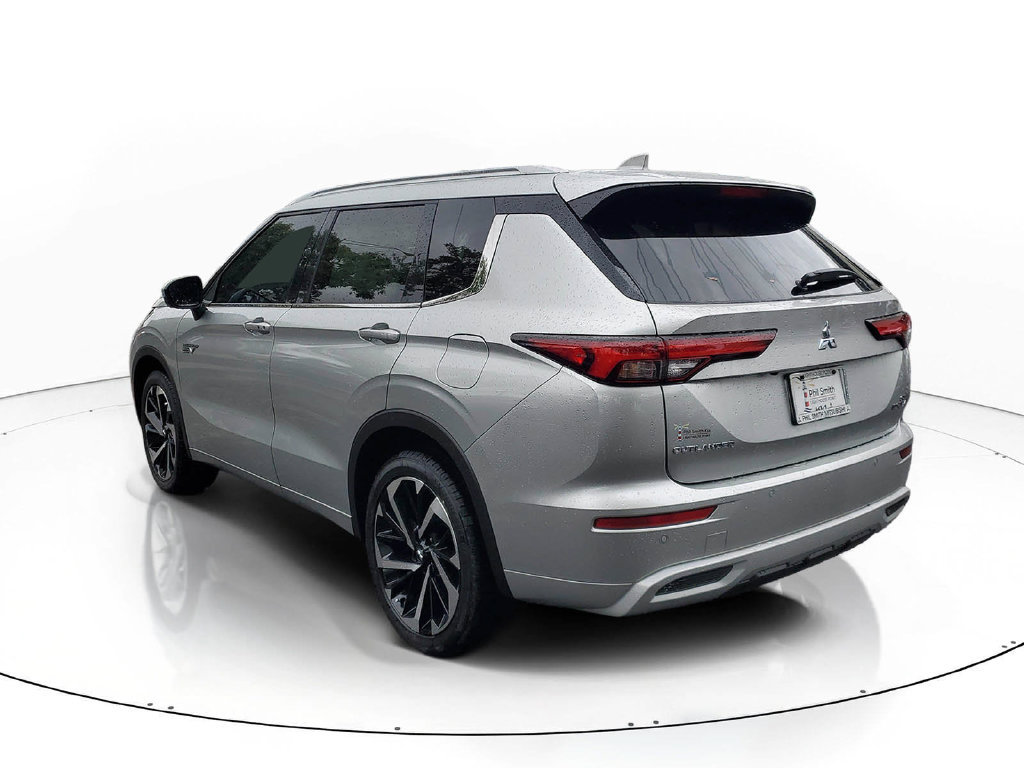Used 2025 Mitsubishi Outlander SEL AWD/4WD image 7