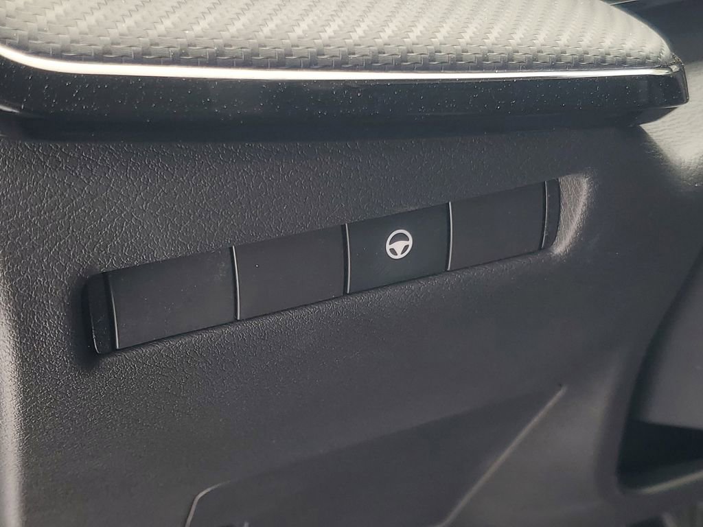 New 2026 Nissan Kicks SR w/ Cold Weather Package AWD/4WD image 14