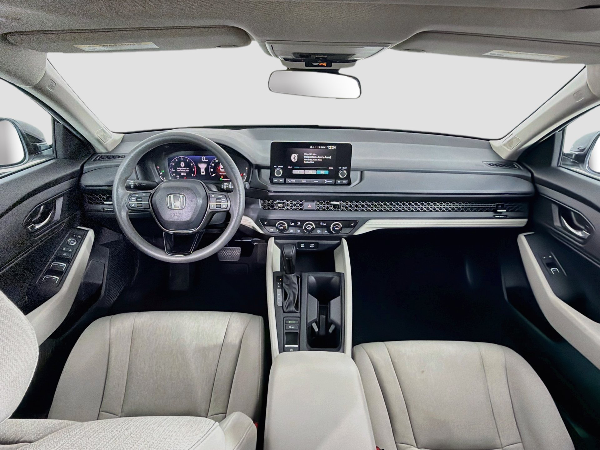 Used 2025 Honda Accord SE image 15