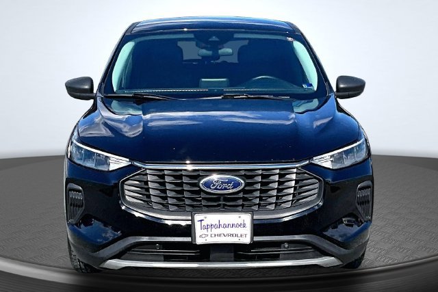 Used 2023 Ford Escape Active FWD image 2