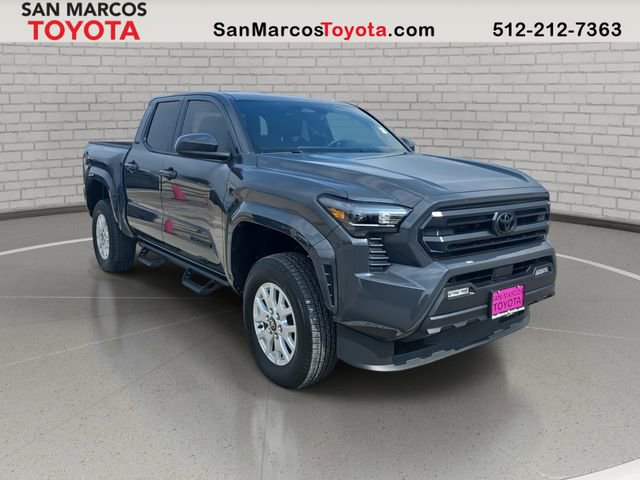 Used 2025 Toyota Tacoma SR5 image 3