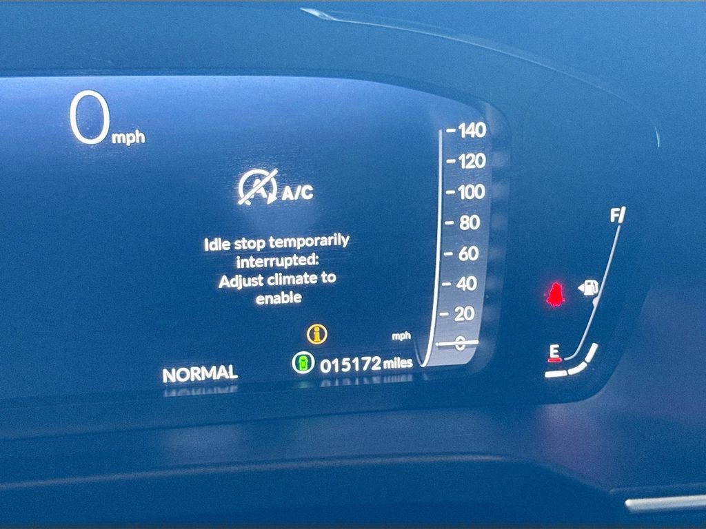 Used 2025 Honda Pilot Elite image 12