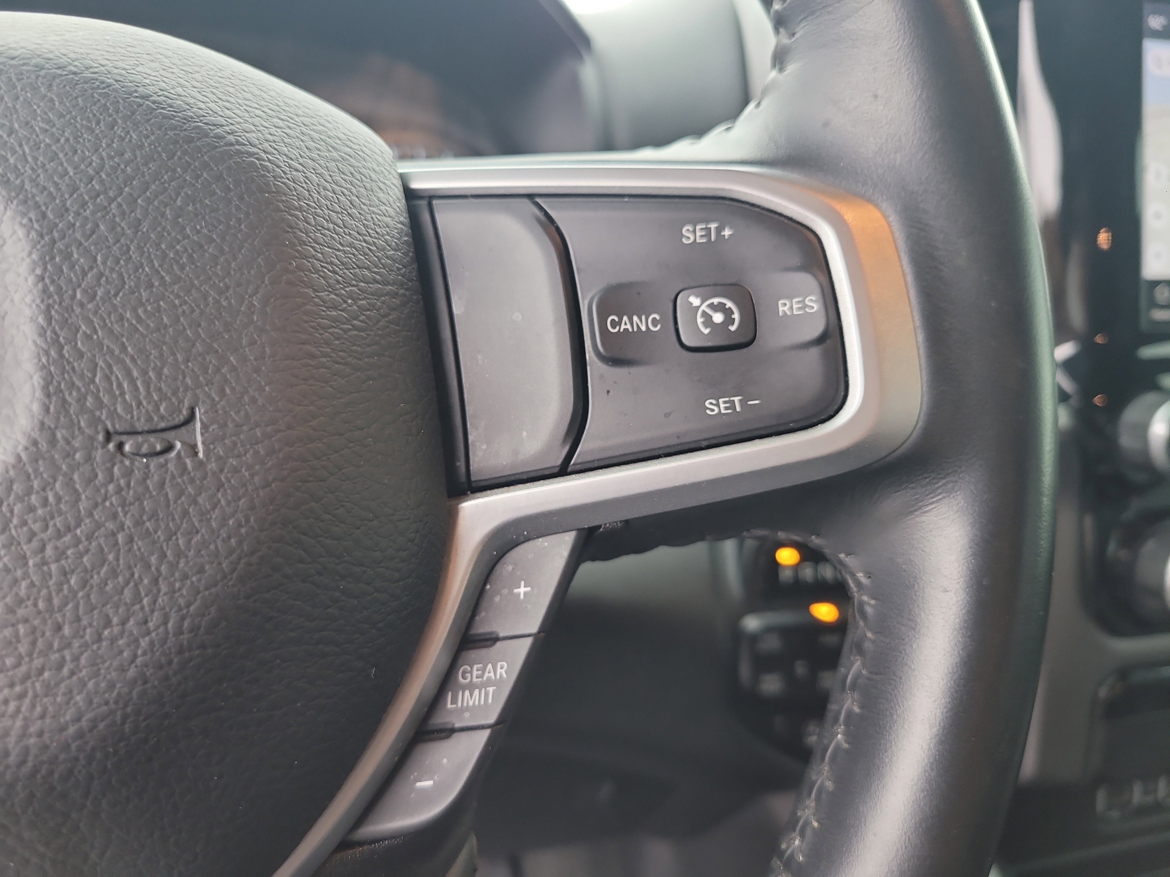 Used 2023 RAM 1500 Big Horn AWD/4WD image 28
