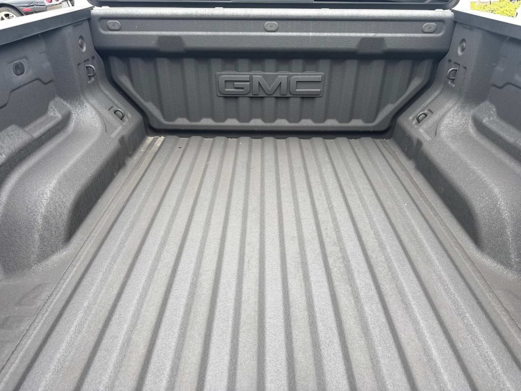 Used 2025 GMC Canyon Denali AWD/4WD image 11