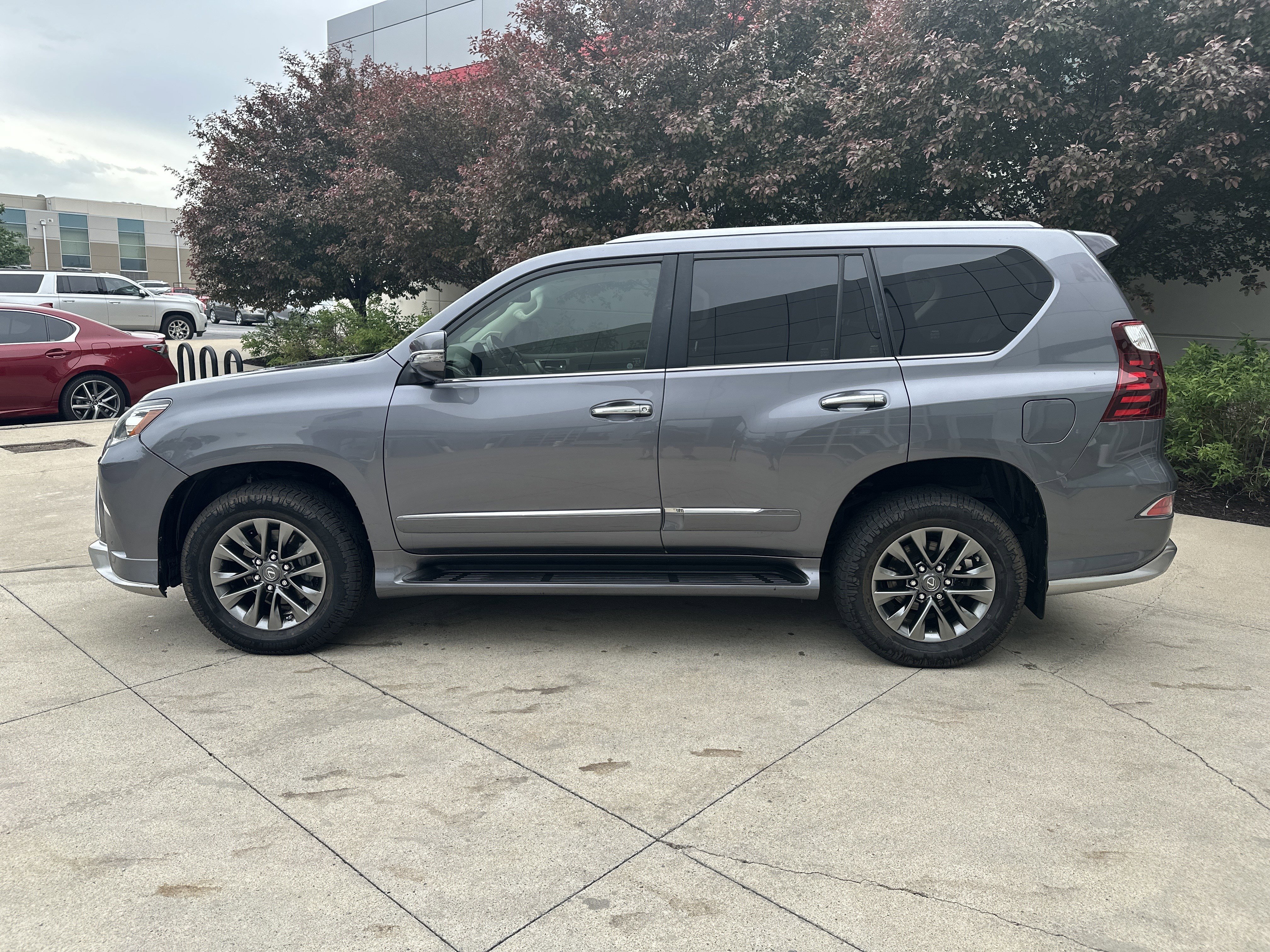 Used 2018 Lexus GX 460 Premium AWD/4WD image 9