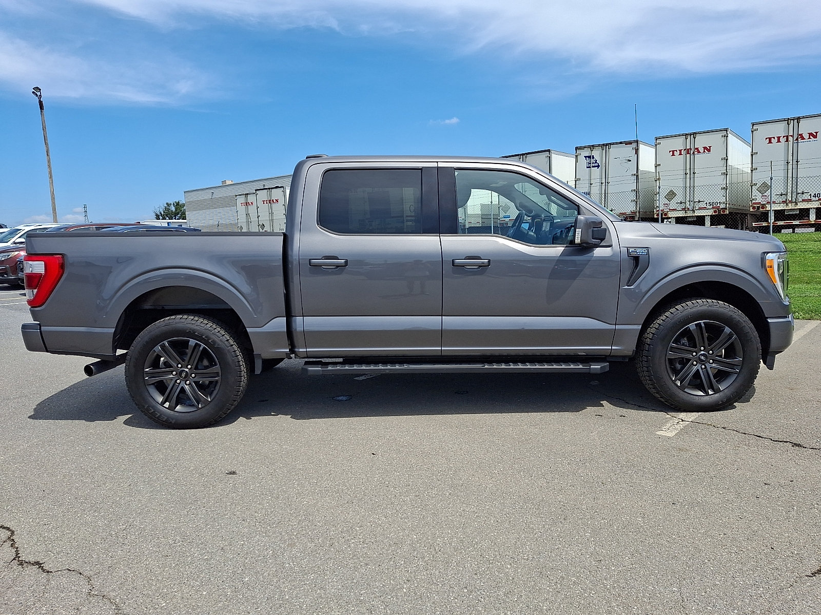 Used 2021 Ford F150 Lariat AWD/4WD image 7