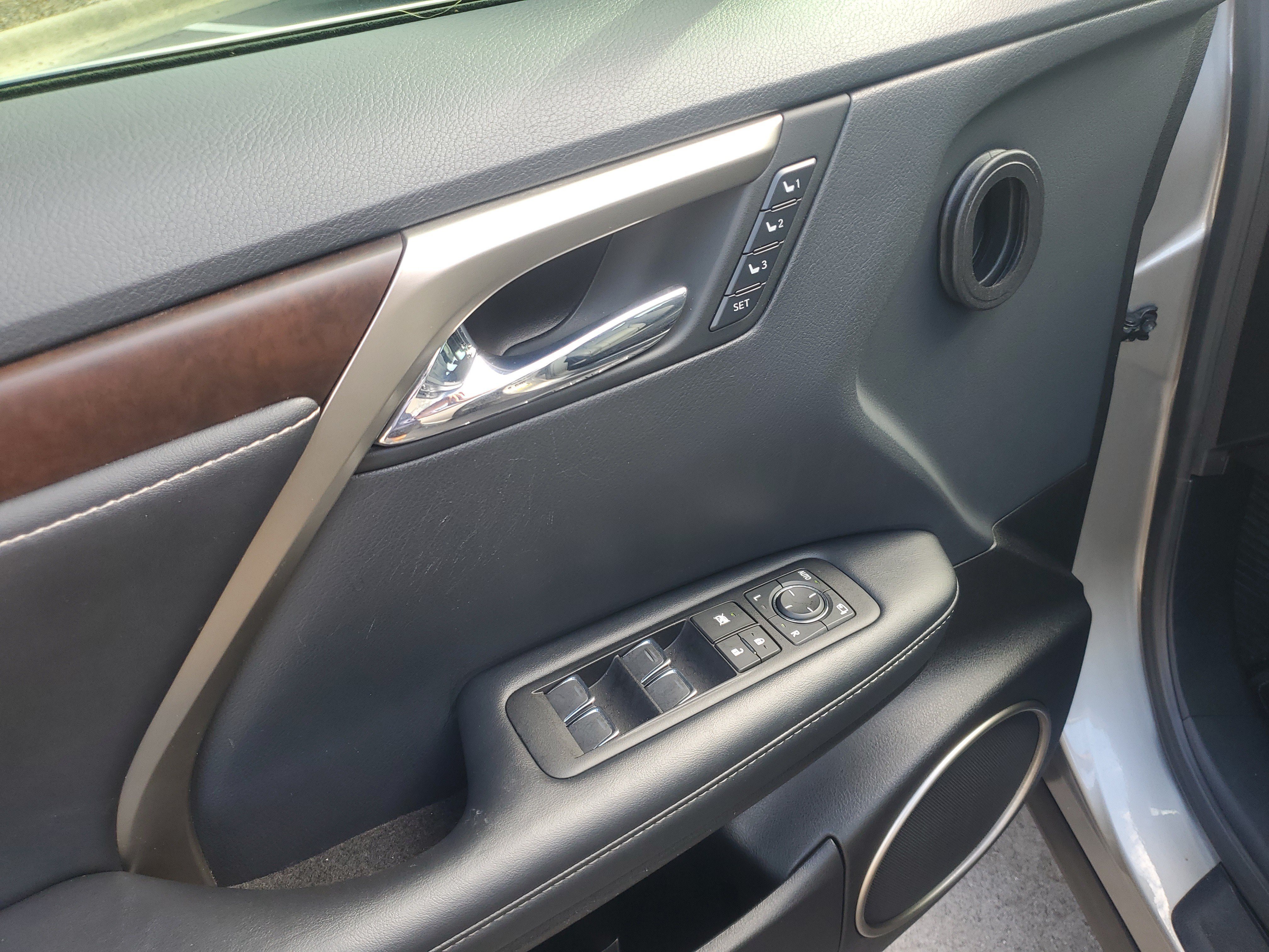 Used 2022 Lexus RX 350 FWD w/ Premium Package image 12