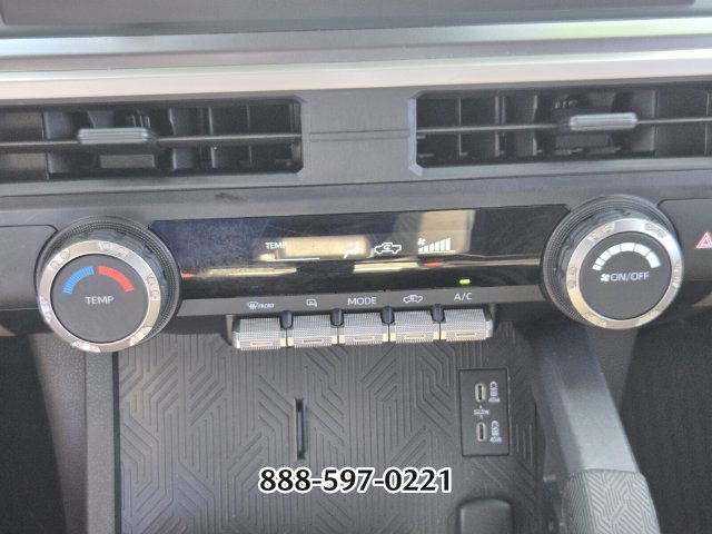 Used 2025 Toyota Tacoma SR5 AWD/4WD image 24