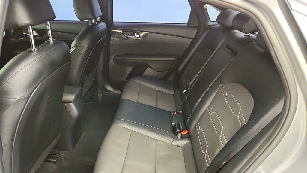 Used 2024 Kia Forte GT-Line FWD image 20