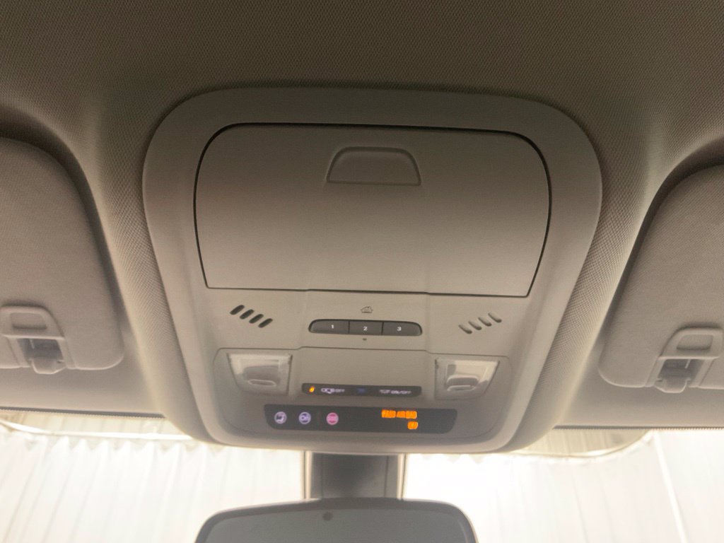 Used 2019 Chevrolet Blazer LT FWD image 29