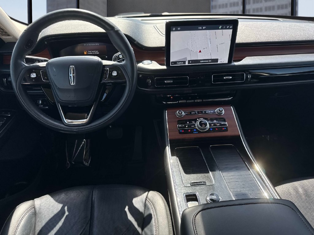 Certified 2023 Lincoln Aviator Reserve w/ Equipment Group 201A RWD image 11