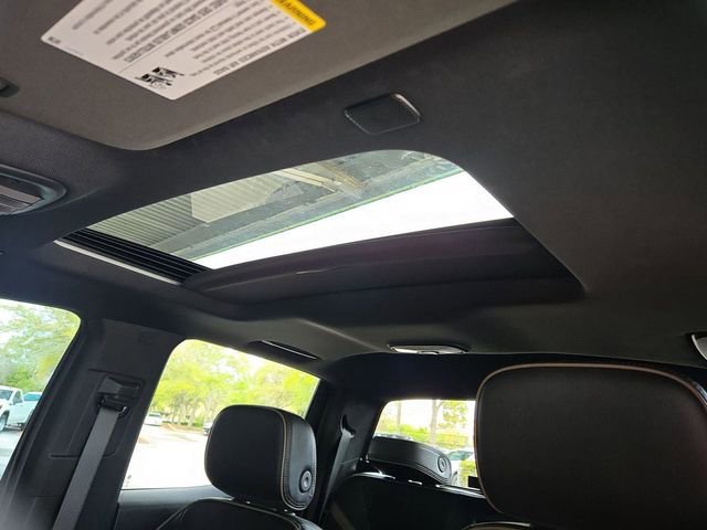 Used 2025 GMC Canyon Denali image 24