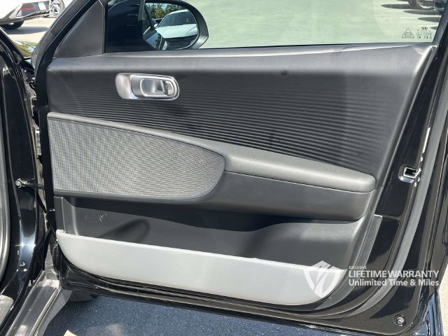 Used 2024 Hyundai Ioniq 6 SE RWD image 31