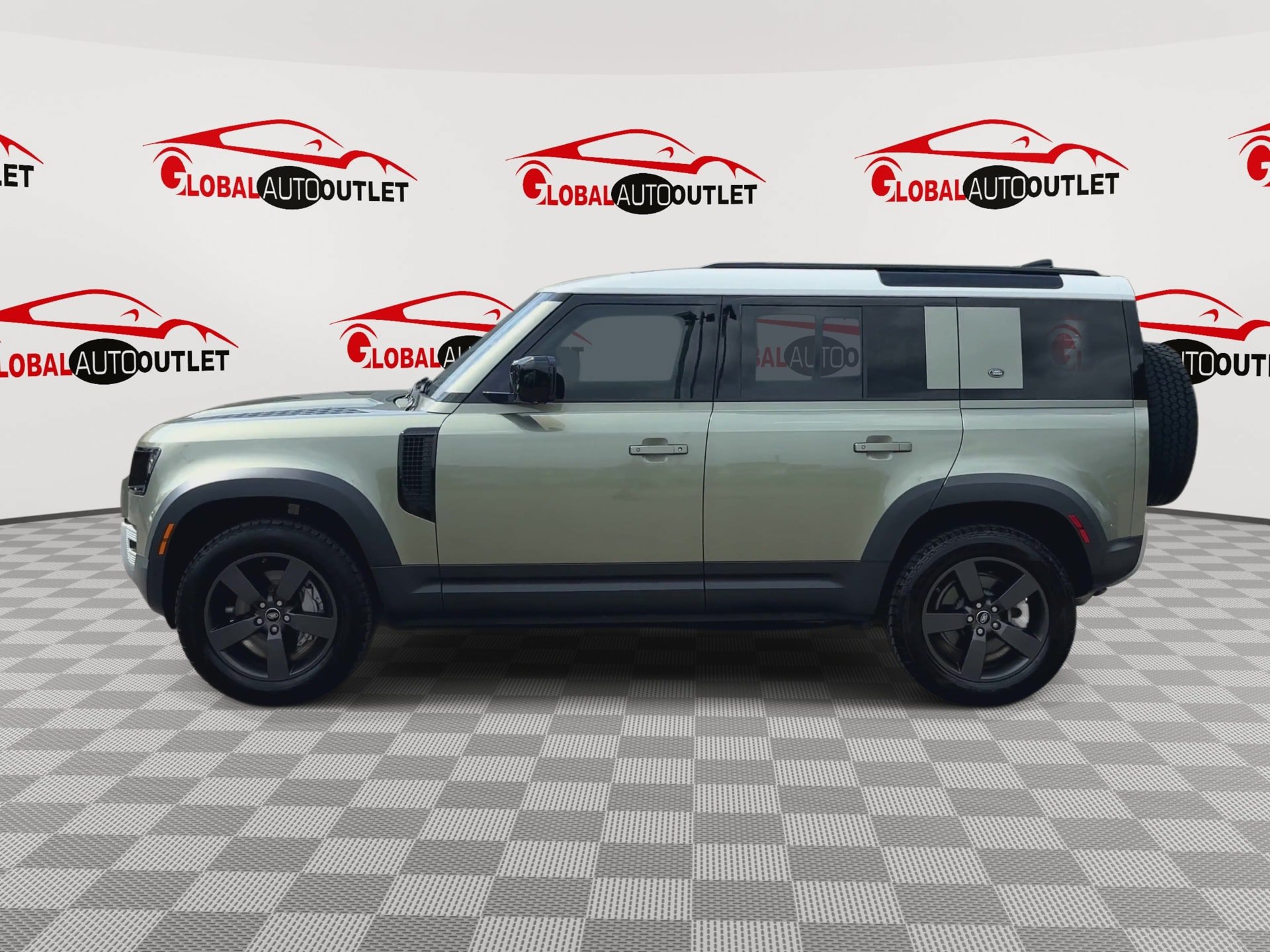 Used 2020 Land Rover Defender 110 SE AWD/4WD image 5
