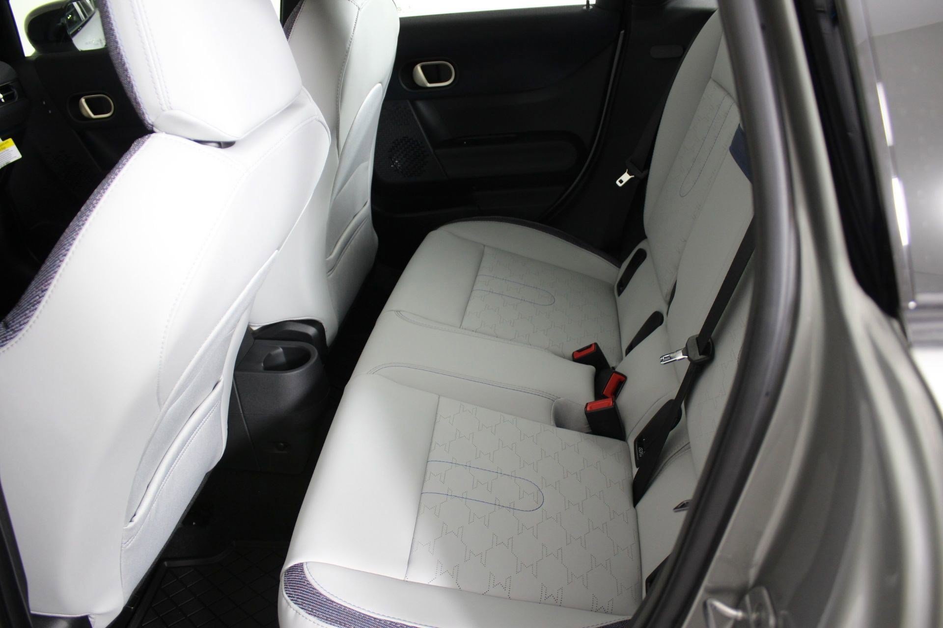 Used 2026 MINI Cooper 4-Door Hardtop FWD image 13
