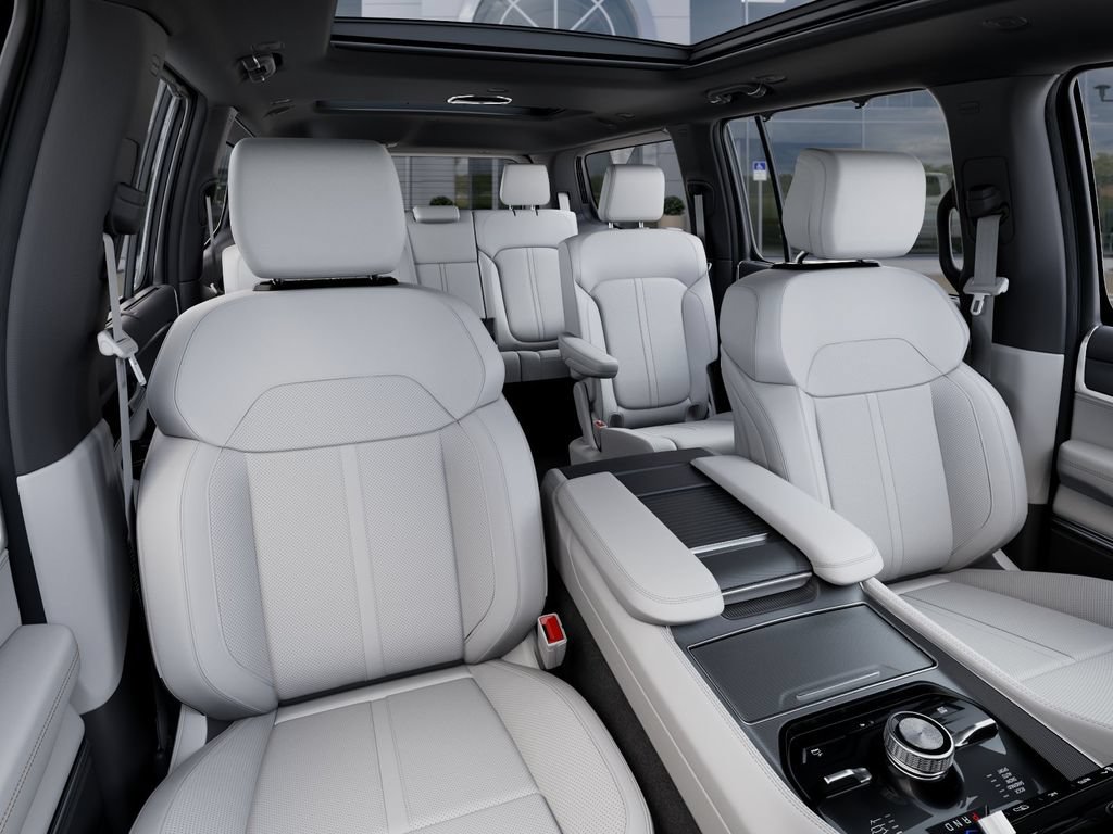 New 2026 Jeep Grand Wagoneer Summit w/ Premium Group III AWD/4WD image 17