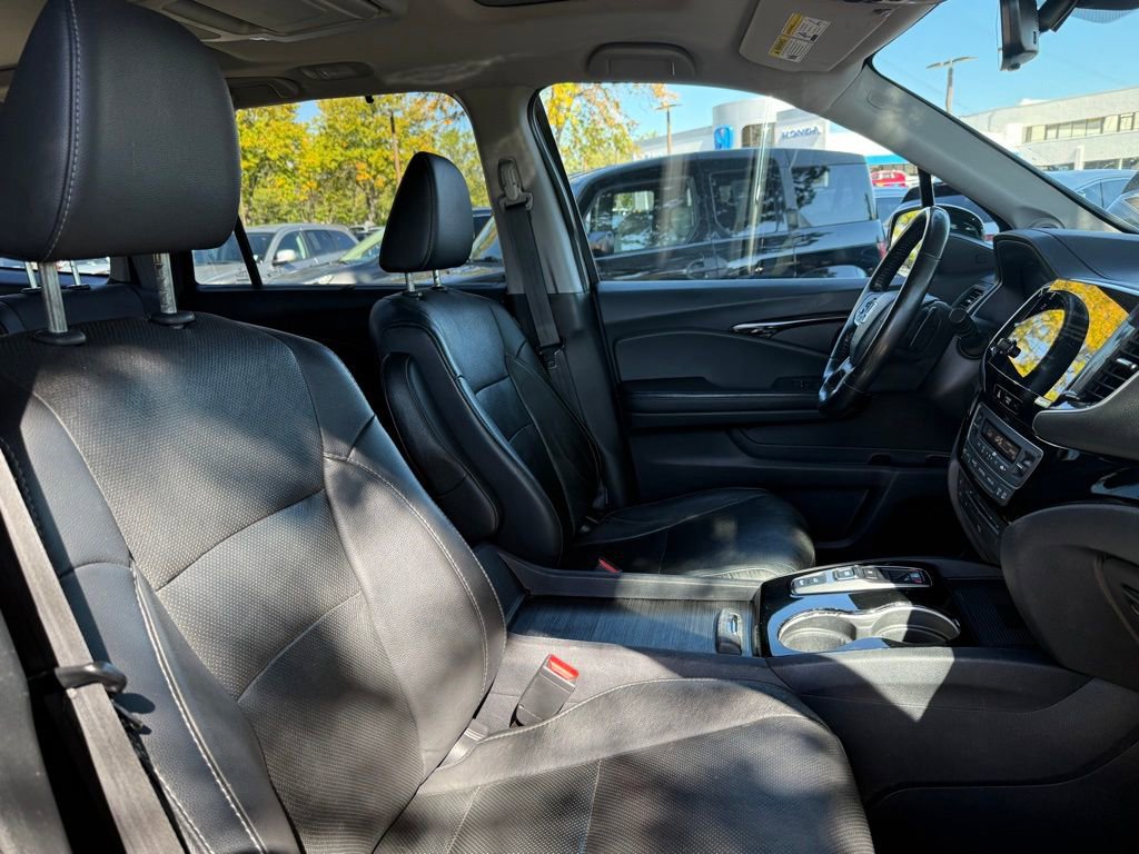 Used 2020 Honda Pilot Elite image 21