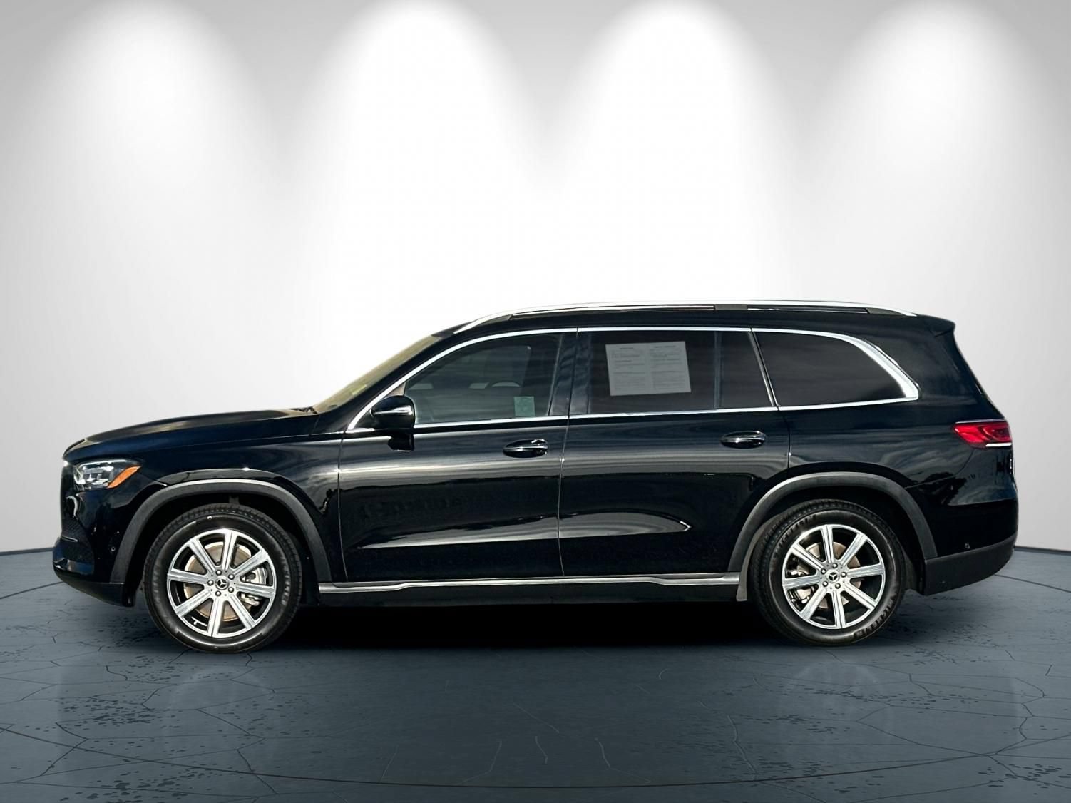 Used 2020 Mercedes-Benz GLS 450 4MATIC image 7