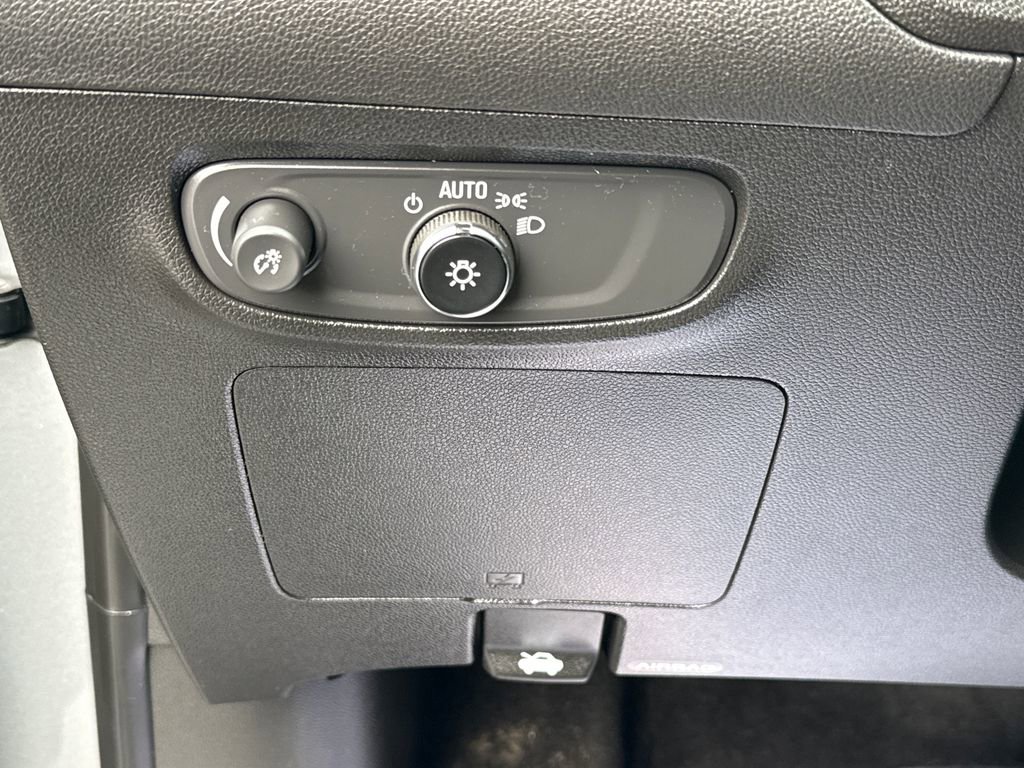 Used 2024 Buick Encore GX Preferred w/ Comfort Package image 7