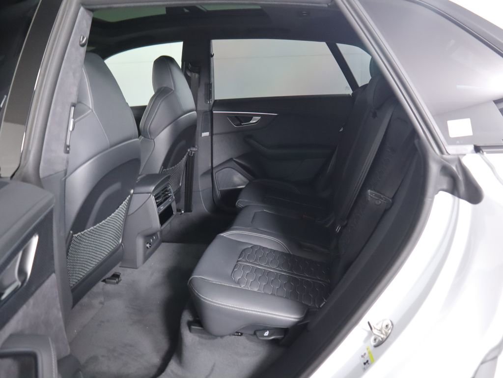 New 2025 Audi RS Q8 performance image 22