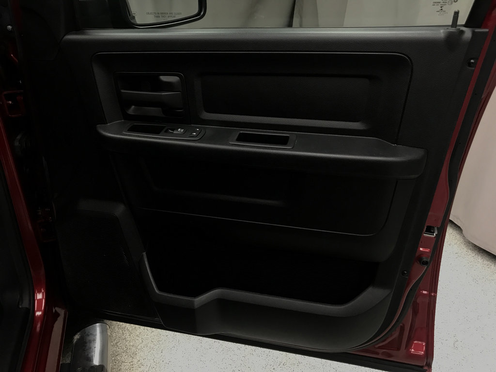 Used 2014 RAM 1500 Express image 17