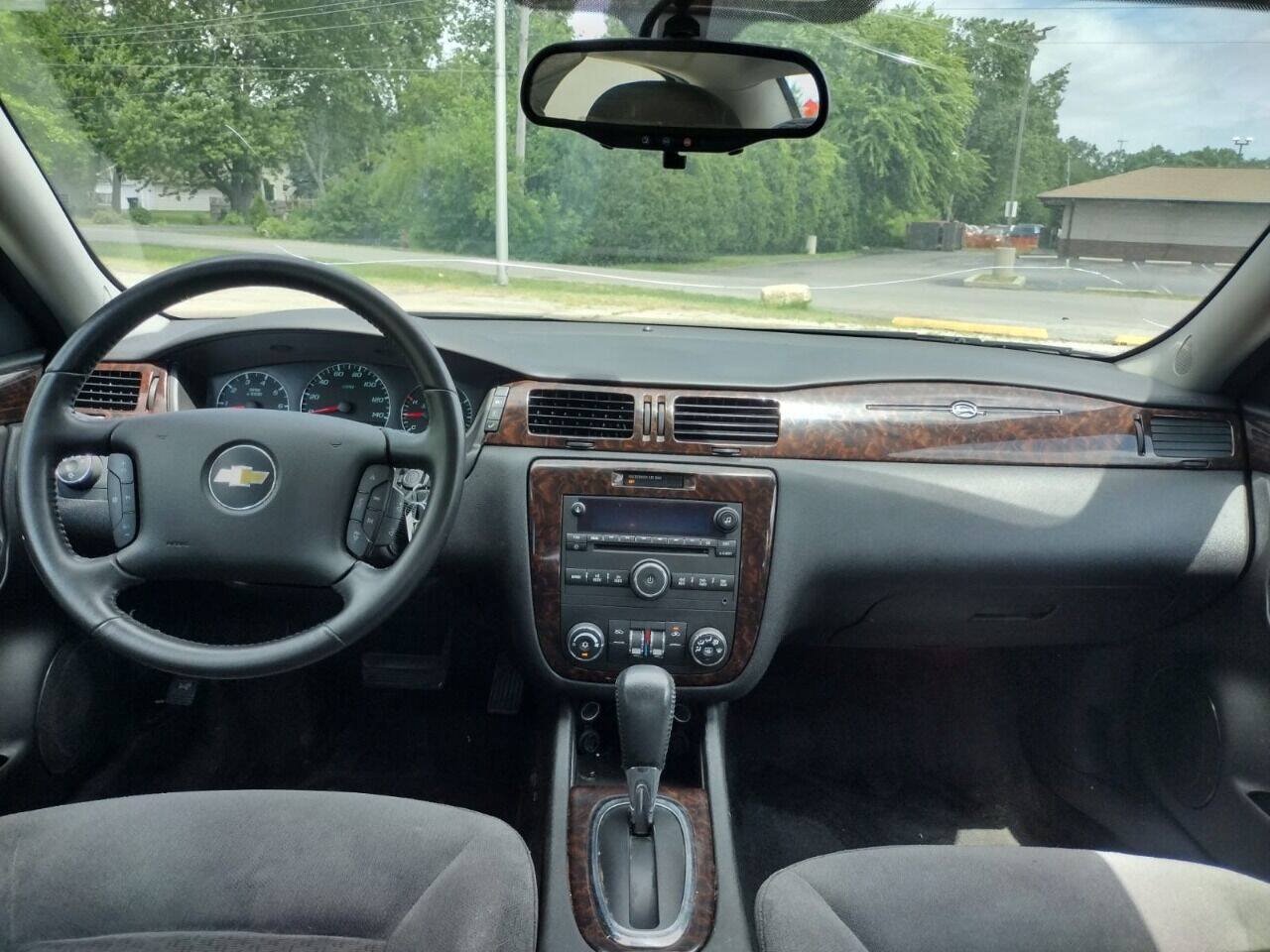 Used 2013 Chevrolet Impala LT FWD image 11