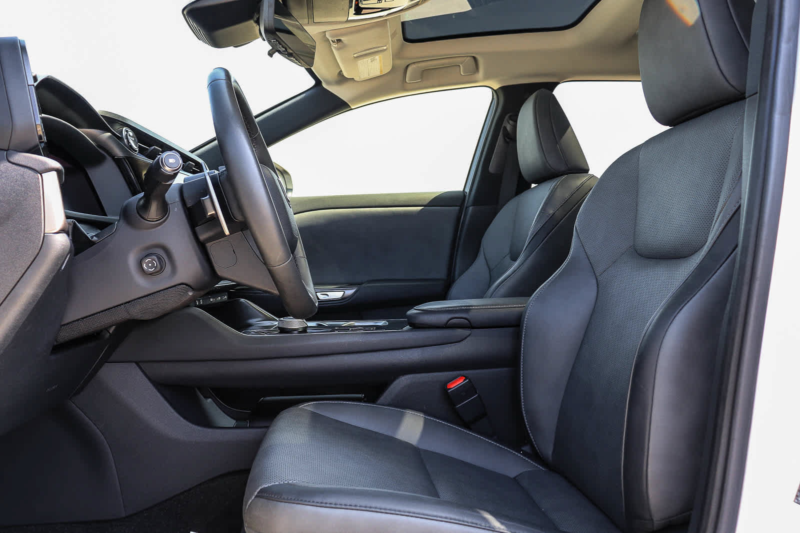 Certified 2023 Lexus RZ 450e Premium w/ Technology Package AWD/4WD image 18